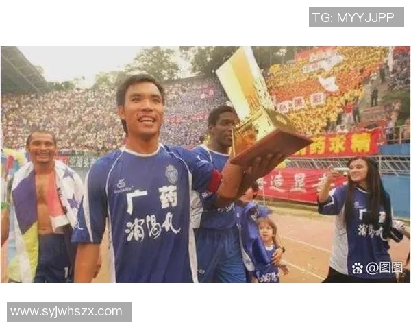 足球明星的成长之路从何开始探寻他们的启蒙与奋斗历程