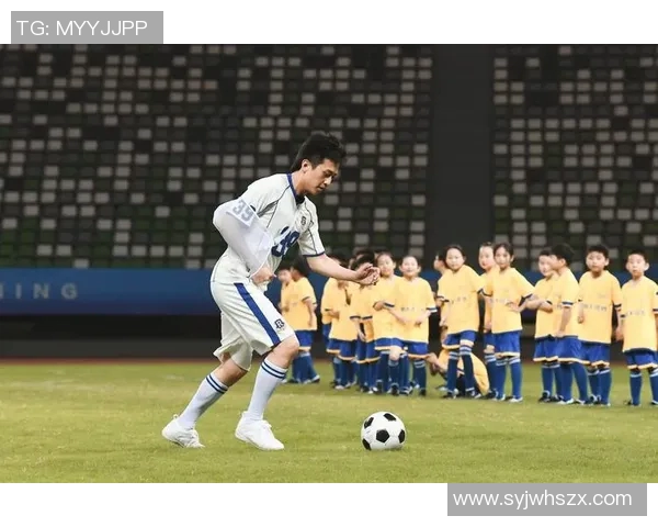 足球明星与跑男的精彩对决视频引发热议谁能赢得最终胜利